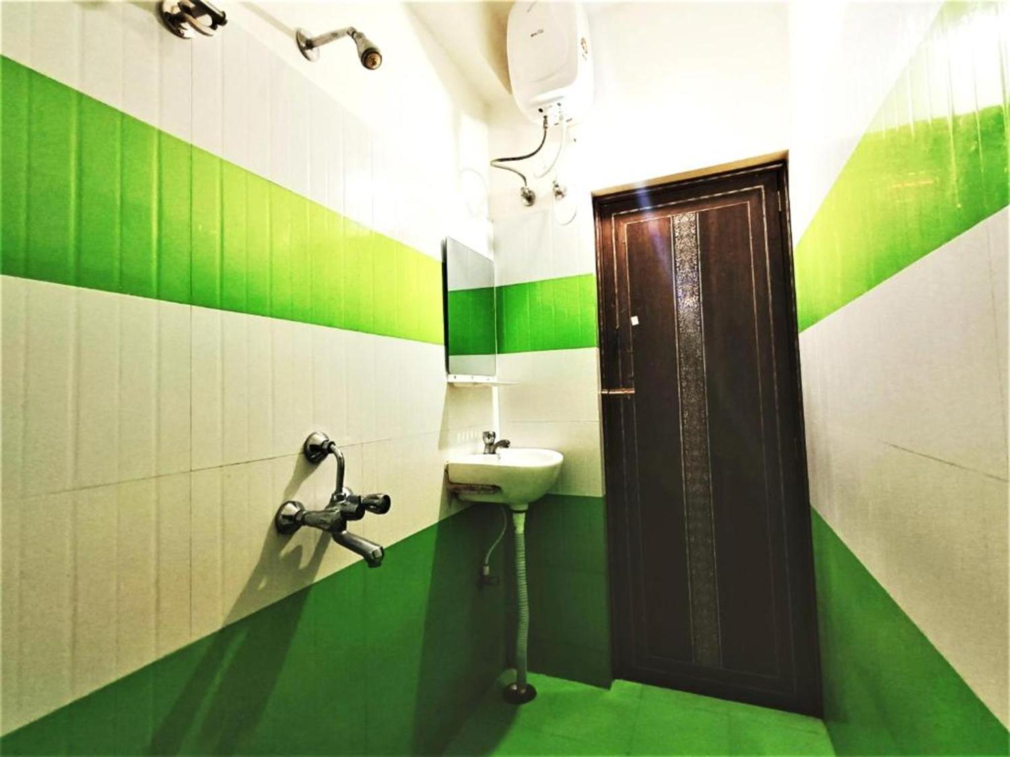 Hotel Krishna Residency Puri Near Sea Beach Best Choice Of Travellers By Morservices 外观 照片